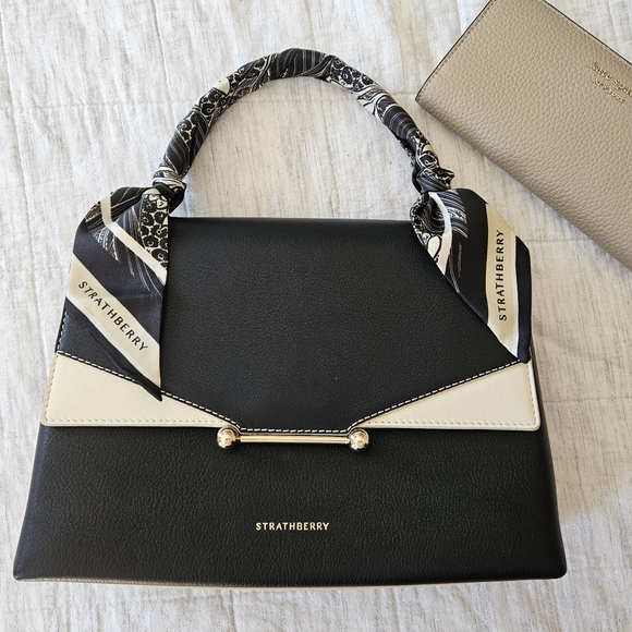 Strathberry Trinity - Picture 8 of 16